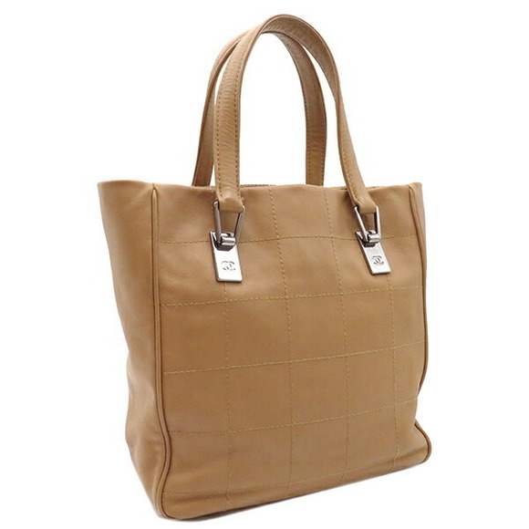 Chanel Leather Beige Tote Bag - Picture 1 of 15